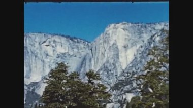 YOSEMITE, ABD EYLÜL 1960: Yosemite Dağları 60 'lardaki manzara