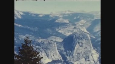 YOSEMITE, ABD EYLÜL 1960: Yosemite Dağları 60 'lardaki manzara