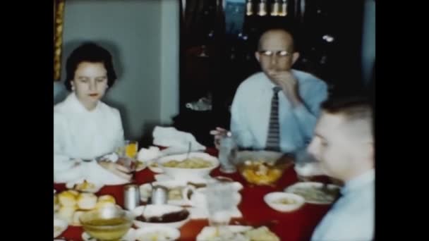 Dallas Spojené Státy Červen 1957 Oběd Doma Přáteli Letech — Stock video