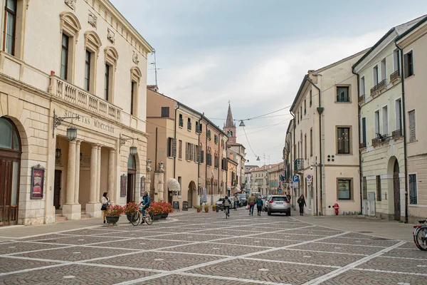 Rovigo Italy October 2021 Giuseppe Garibaldi Square Rovigo Historical Italian — Stock Photo, Image