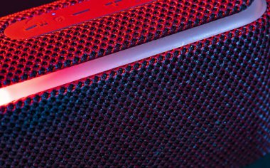 Taşınabilir bluetooth hoparlör makro detayı