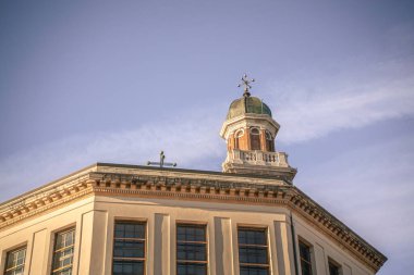 Rovigo 'daki Rotonda tapınağı, İtalyan şehrinin göbeğindeki antik bir kilise. 16. ve 17. yüzyıllar arasında inşa edilmiş sekizgen planlı dini bir bina..