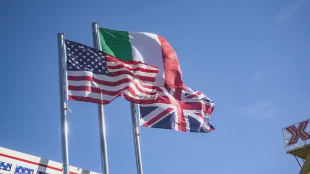 Nationella Flaggor Usa Italien Och Storbritannien — Stockvideo