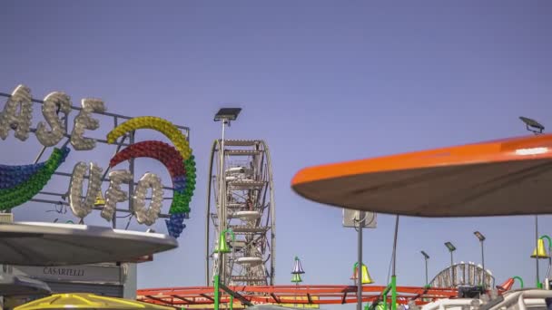 Ροβιγκο Ιταλια Οκτωβριου 2021 Funfair Ferris Τροχός Λεπτομέρεια Μια Ηλιόλουστη — Αρχείο Βίντεο