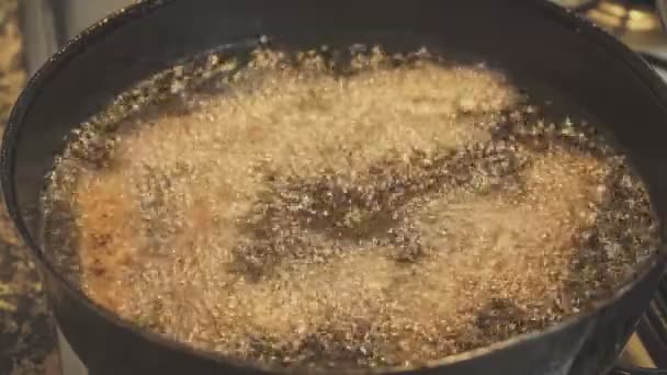 Boiling Pot Boiling Oil Fried Food — Stock Video