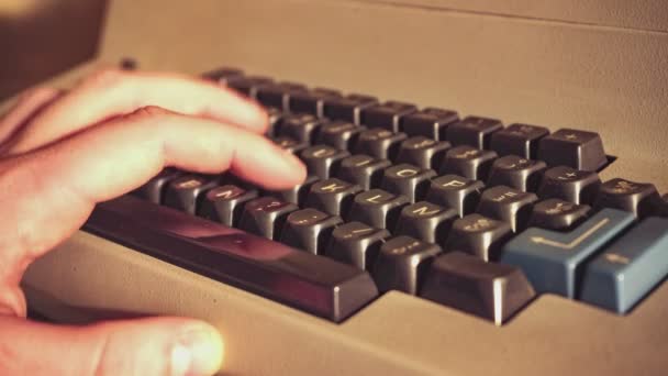 Detail Hand Write Typewriter — Stock Video