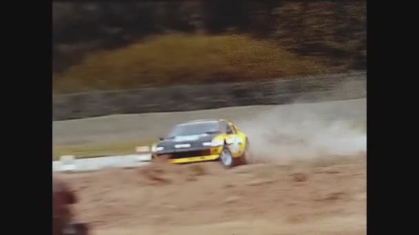 París Francia Mayo 1975 Renault Alpine A310 Porsche 911 Corren — Vídeo de stock