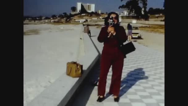 Coruna Spain May 1974 Woman Shoots 8Mm Camera — 图库视频影像