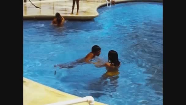 Valencia Spain July 1970 Children Play Pool — Stock Video