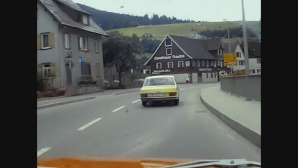 Alpirsbach Γερμανια Ιουλιου 1977 Άποψη Της Οδού Alpirsbach Στη Δεκαετία — Αρχείο Βίντεο