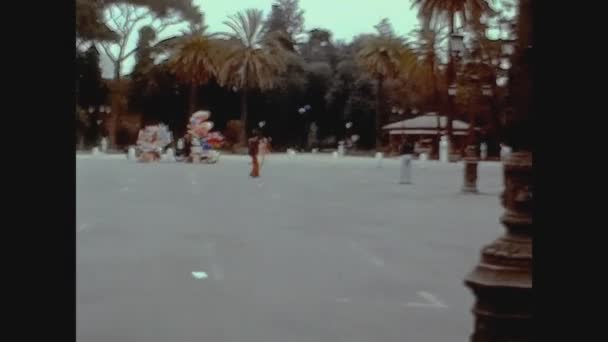 Rome Italia Kesäkuu 1975 Rooman Katunäkymä Luvulla — kuvapankkivideo