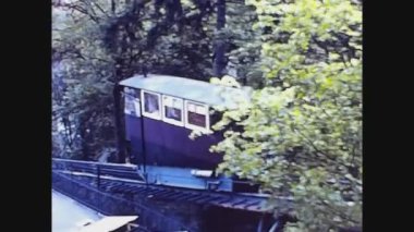 ZURİH, SWitzerland Ekim 1969: 60 'larda Gondol dağlarda yükseldi