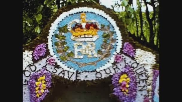 London Zjednoczone Królestwo Czerwiec 1977 Odznaczenie Okazji Jubileuszu Królewskiego Srebra — Wideo stockowe