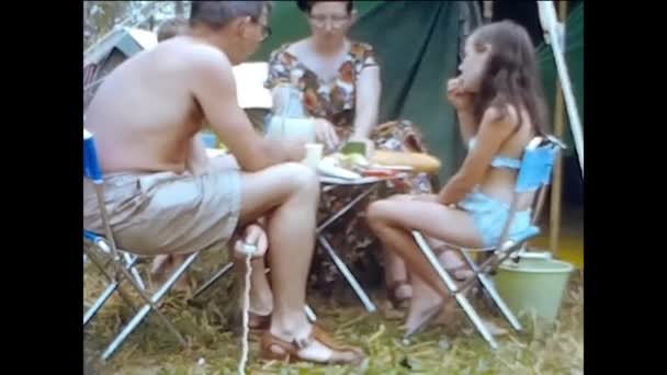 Peschiera Del Garda Italy June 1962 Family Camping Scene — ストック動画