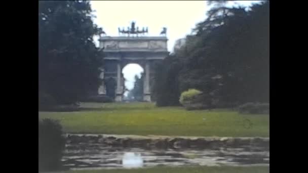 Milan Italy Mayis 1962 Larda Milan Arco Della Pace — Stok video