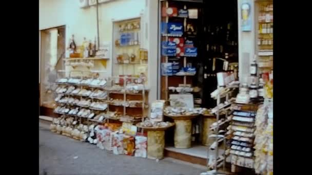 イタリア ナポリ1964年6月 60年代のナポリの露店 — ストック動画