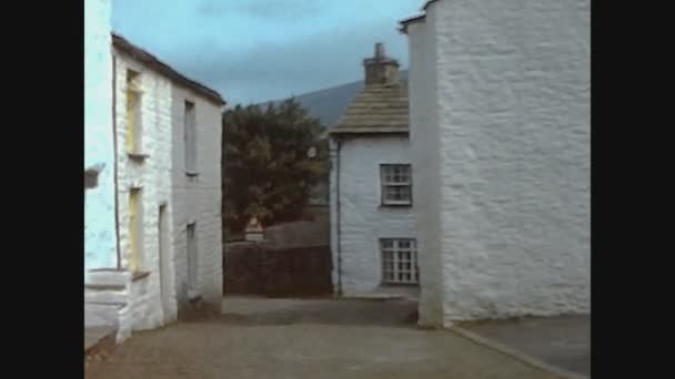 Lake District Ηνωμενο Βασιλειο Μαϊοσ 1967 Θέα Μέσα Από Στενά — Αρχείο Βίντεο