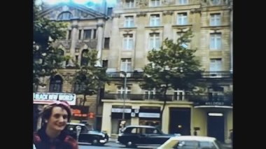 Londra, BİRLİK KINGDOM 30 HAZİRAN 1981: 80 'lerde Londra sokak wiew sahnesi