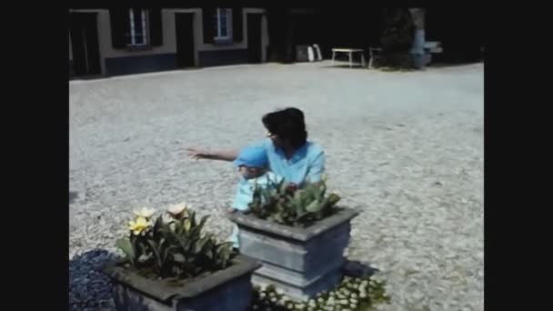 Pavia Itálie Duben 1969 Dětské Portrétní Rodinné Vzpomínky Letech — Stock video