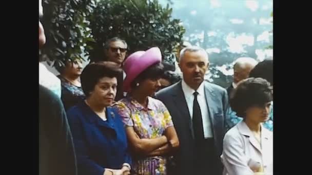 Pawia Włochy Maj 1965 Tłum Ludzi Zamyka Się Latach Tych — Wideo stockowe