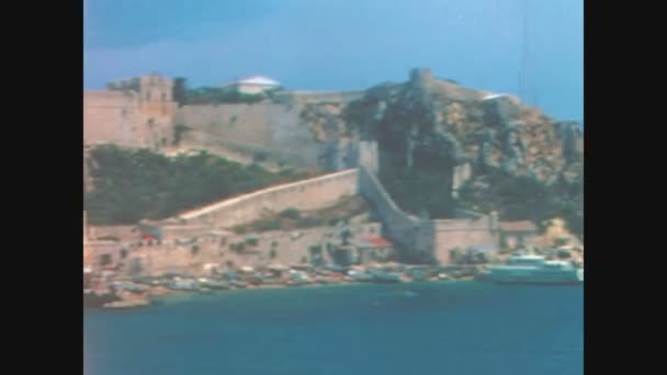 Este Talya Ağustos 1977 Lerde Deniz Kıyı Manzarası — Stok video