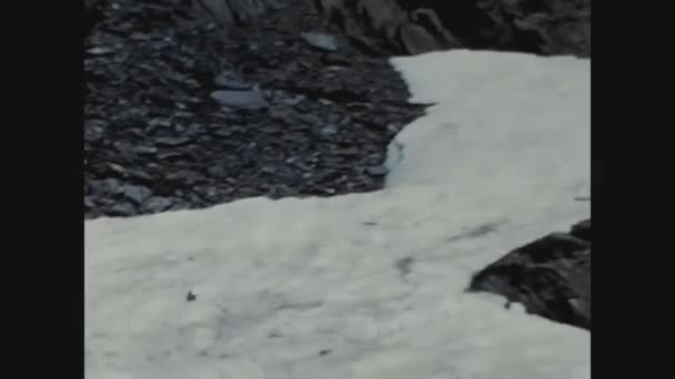 Dolomites Włochy Maj 1969 Rodzinna Wycieczka Górska Latach Tych — Wideo stockowe