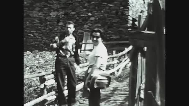 Dolomites Talya Hazi Ran 1967 Larda Aile Tatili Dağ Yürüyüşü — Stok video