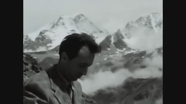 Dolomites Italy June 1967 Elegant Man Top Mountain — Stock Video