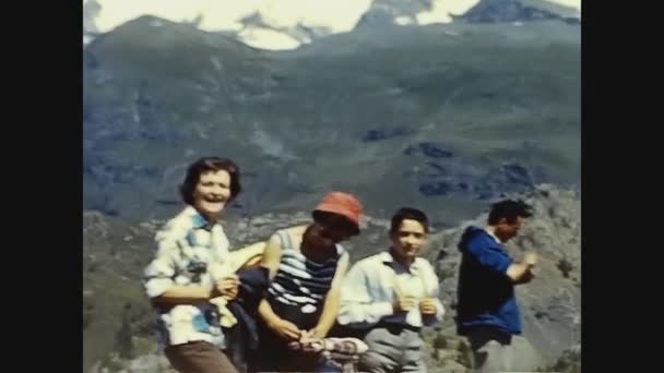 Dolomites Italia Giugno 1960 Vacanze Famiglia Dolomiti Estate Anni — Video Stock