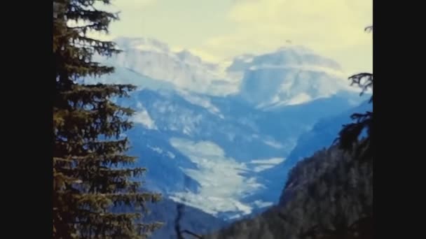 Fassa Italy Mayis 1962 Larda Dolomitler Fassa Vadisi Manzarası — Stok video
