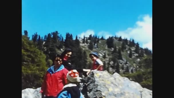 Dolomites Italia Julio 1959 Los Niños Familia Picnic Dolomitas Los — Vídeos de Stock