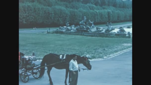 Caserta Talya Mayıs 1968 Caserta Kraliyet Sarayında Vagon — Stok video