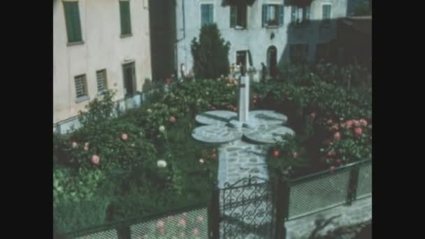 1963年6月1日至6月30日 意大利 希纳诺 60年代的人头纪念碑 — 图库视频影像