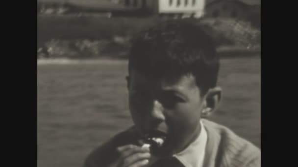 Como Italien Juni 1963 Nahaufnahme Von Kindern Die Den 60Er — Stockvideo