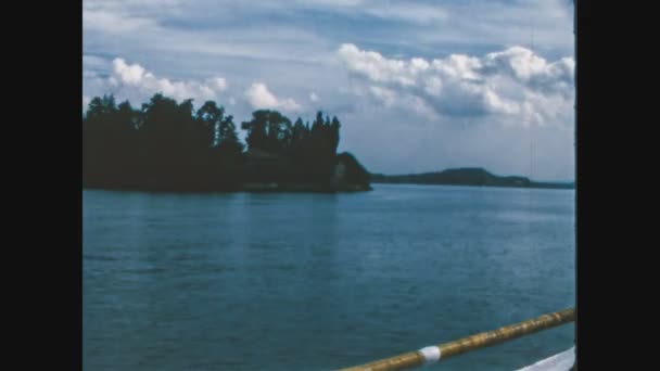 Stresa Talya Mayıs 1970 Lerdeki Adalarıyla Maggiore Gölü Manzarası — Stok video