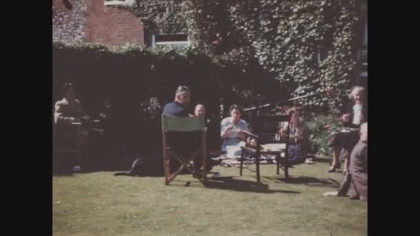 Londres Reino Unido Marzo 1949 Familia Hace Picnic Jardín 1940 — Vídeos de Stock