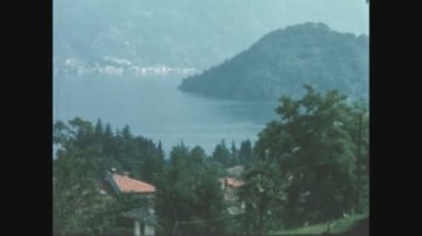 SCHIGNANO, İTALYA HAZİRAN 1963: 60 'larda Dolomitler' de bir köy manzarası