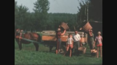 VILLASTRADA, İTALYA 1963: 1960 'larda İtalyan bir ailenin köylü hayatı