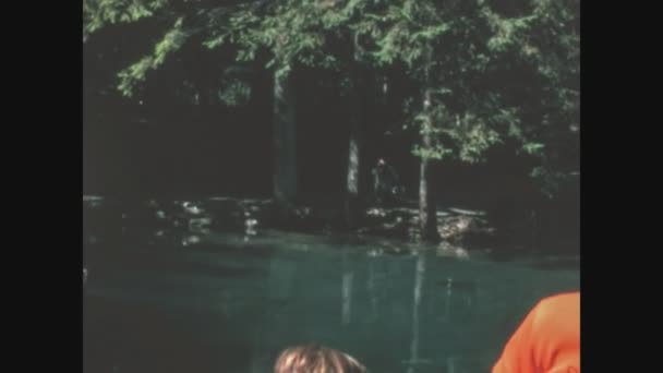 Блоузи Швейцария Июнь 1968 Года Озил Видит Вид Озеро Годы — стоковое видео