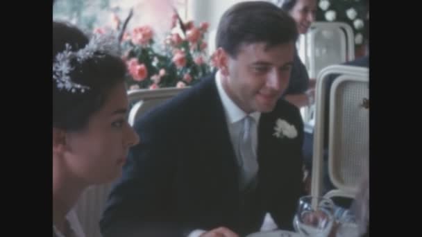 Como Itálie Květen 1969 Svatební Večeře Restauraci — Stock video