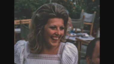 SANREMO, İTALYA MAYIS 1982: 80 'lerdeki düğün sahnesi için resepsiyon