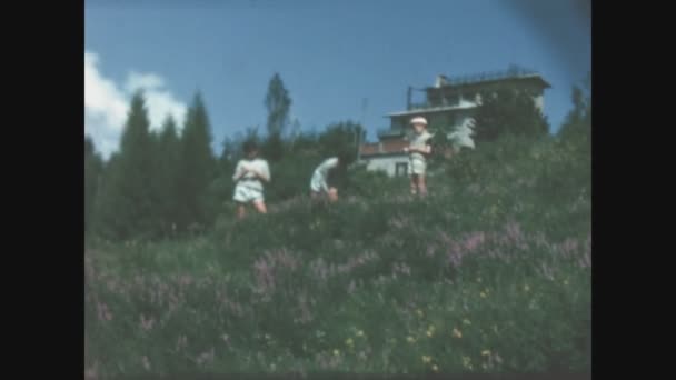 Zavattarello Itália Maio 1958 Paisagem Colina Zavattarello Nos Anos — Vídeo de Stock