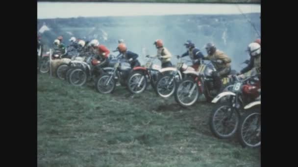 Vannes France May 1974 70年代的越野赛场景 — 图库视频影像