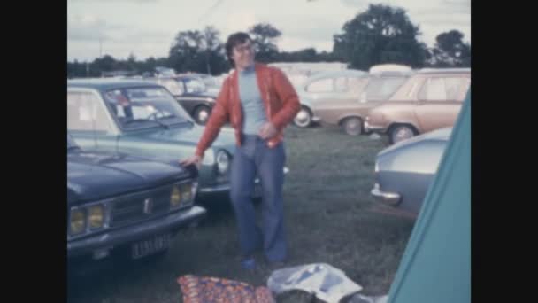 Mans França 1977 Meninos Estão Acampando Década — Vídeo de Stock