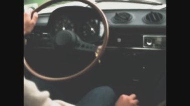 ITALY CIRCA 1976: 70 'lerdeki adam sürüş detayı