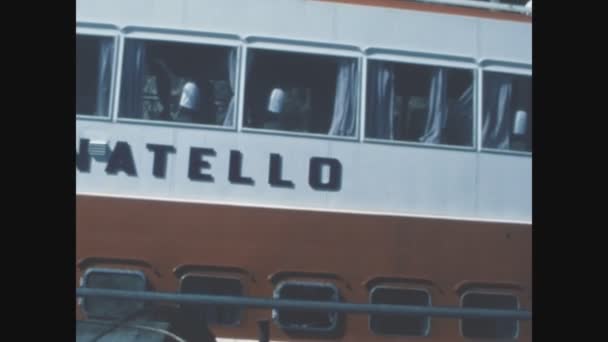 Matera Italia Giugno 1975 Traghetti Arrivo Nel Porto Negli Anni — Video Stock