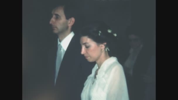 Pavia Itálie Květen 1976 Svatební Obřad Kostelní Scéně Letech — Stock video
