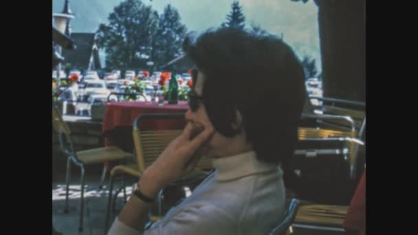 スイス グリンデルワルト1975年12月 70年代のグリンデルワルトの風景 — ストック動画