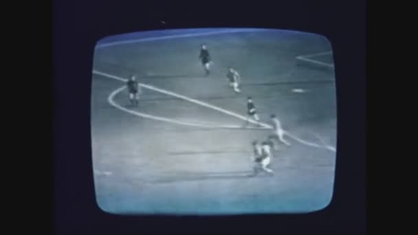 Palermo Ιταλια Μάιος 1968 Ιταλικός Ποδοσφαιρικός Αγώνας Στην Τηλεόραση Στη — Αρχείο Βίντεο