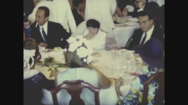 Palermo Włochy Maj 1964 Sceny Ślubne Lunchu Latach Tych — Wideo stockowe